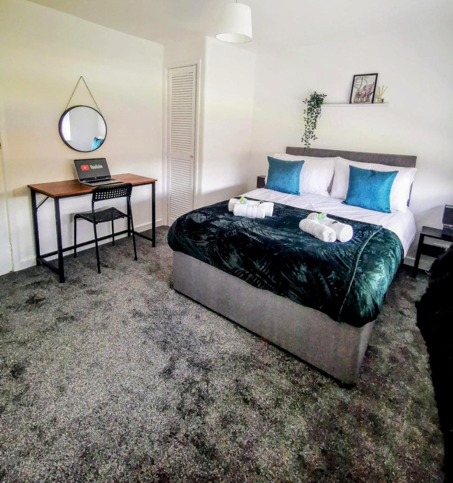 No 7 - Bright, Spacious 3 Bed Home With Parking & Wifi Huyton Bagian luar foto